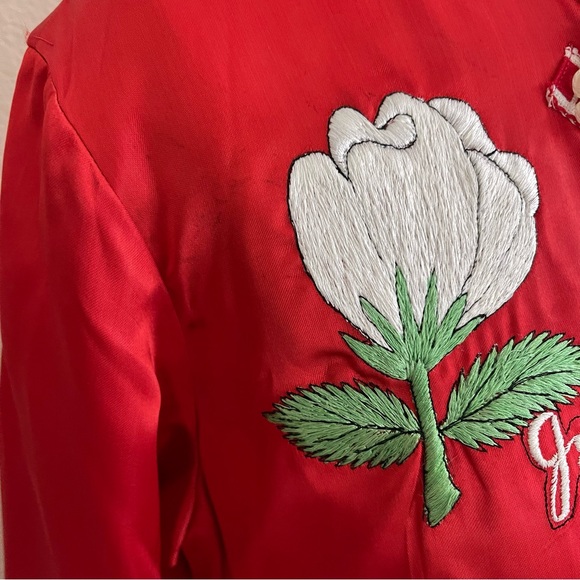 Asian Red Silk Robe - Picture 5 of 5